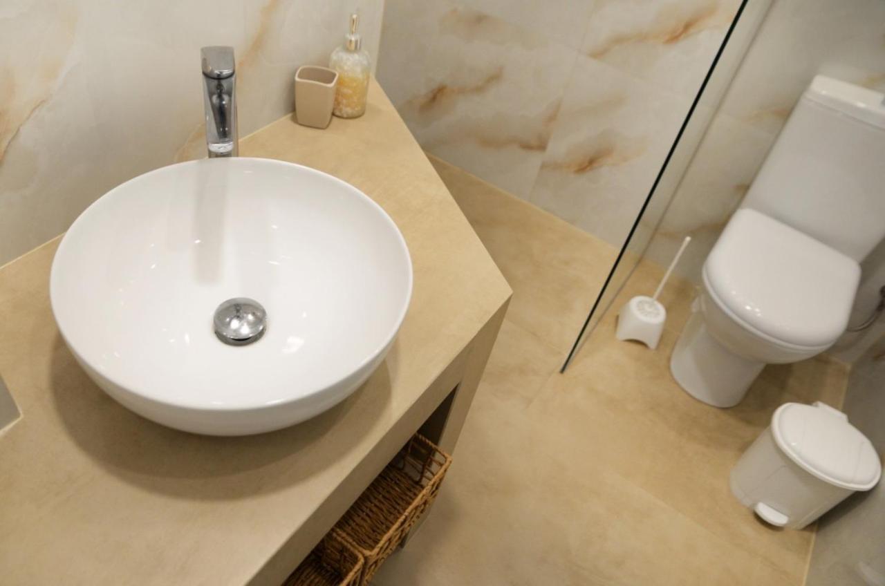 Calma Apartment Masouri Eksteriør billede