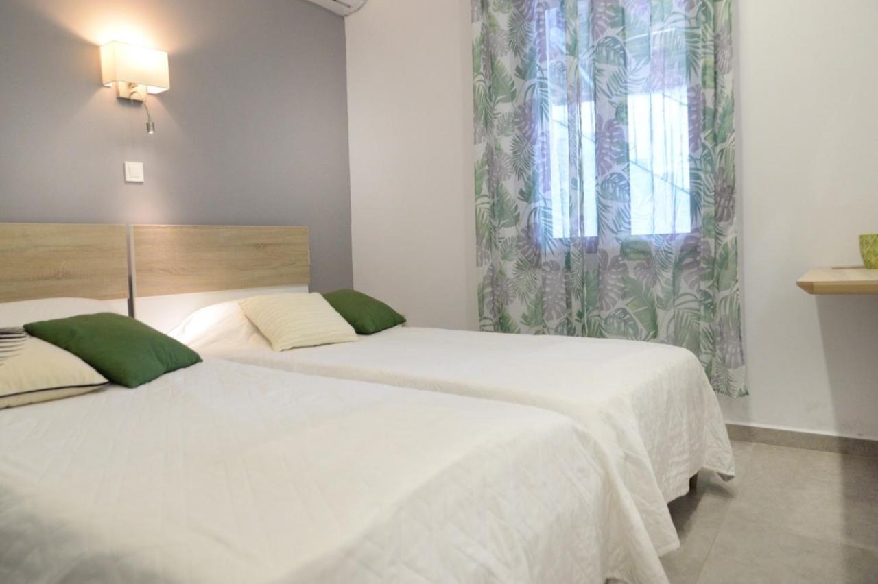 Calma Apartment Masouri Eksteriør billede